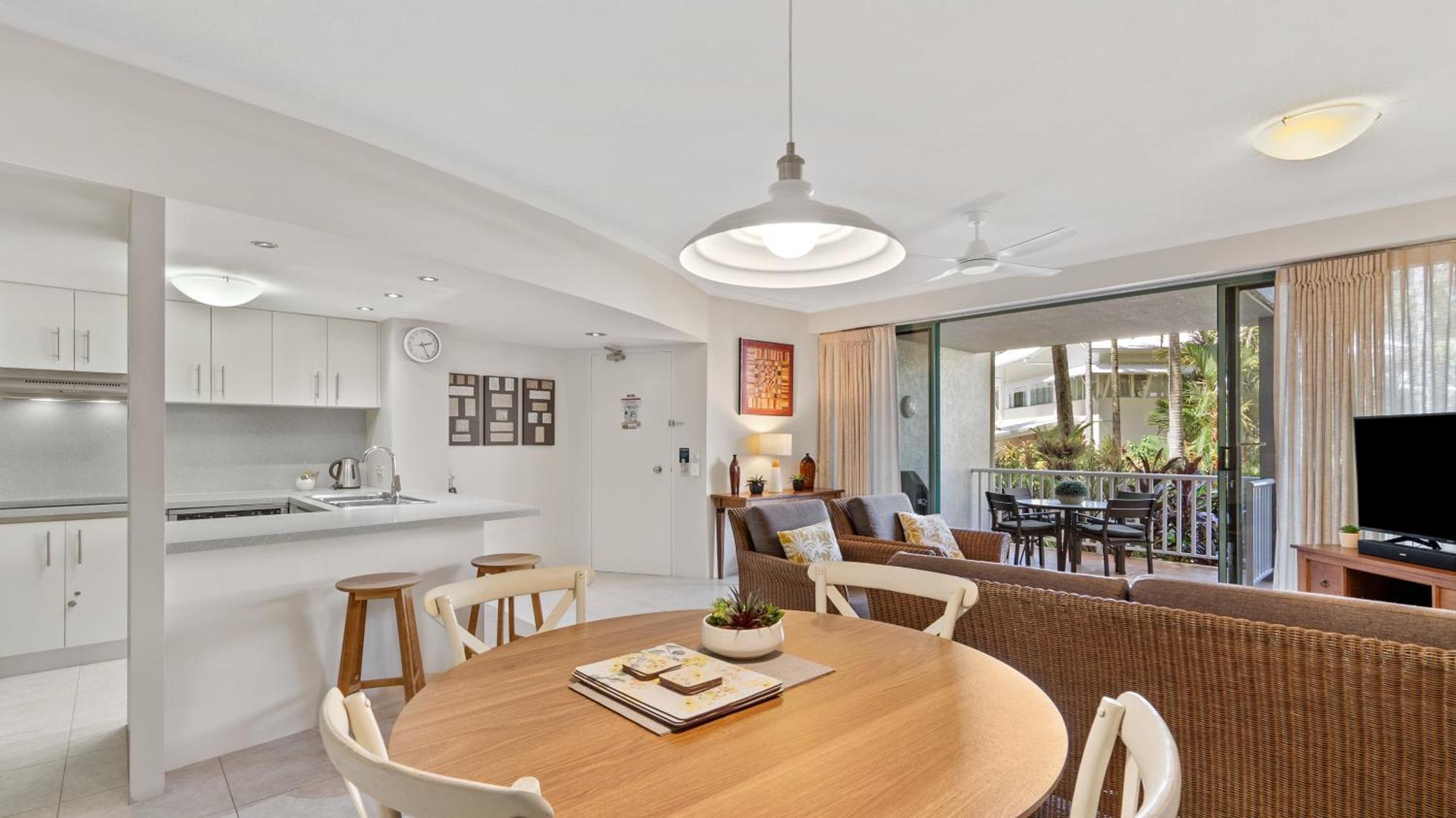 Coral Sands Beachfront Resort Trinity Beach Buitenkant foto