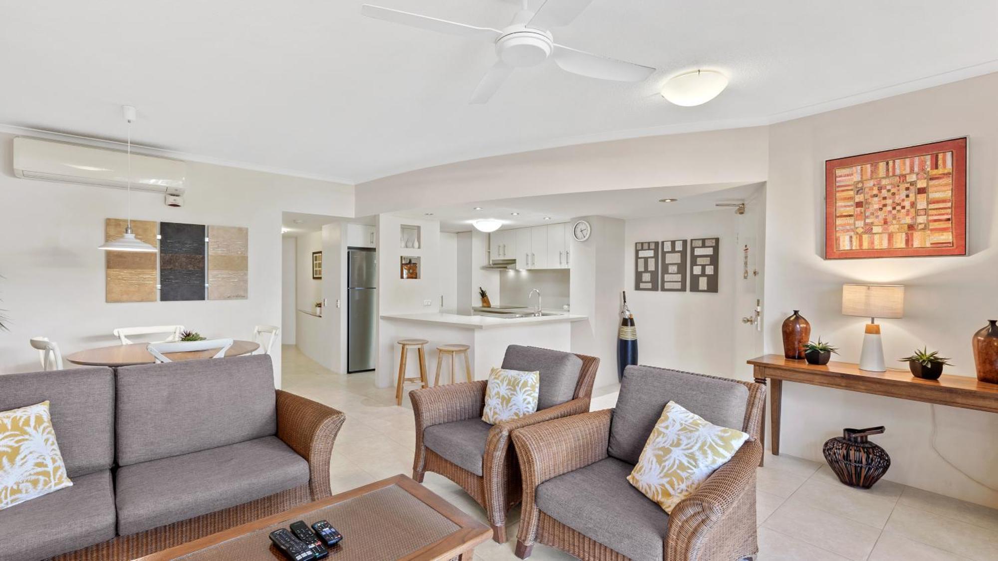 Coral Sands Beachfront Resort Trinity Beach Buitenkant foto