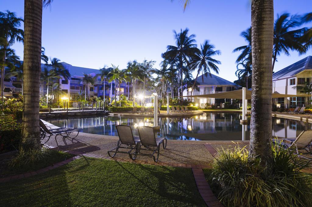 Coral Sands Beachfront Resort Trinity Beach Buitenkant foto