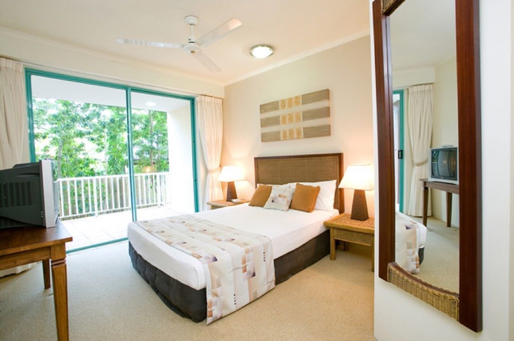 Coral Sands Beachfront Resort Trinity Beach Buitenkant foto