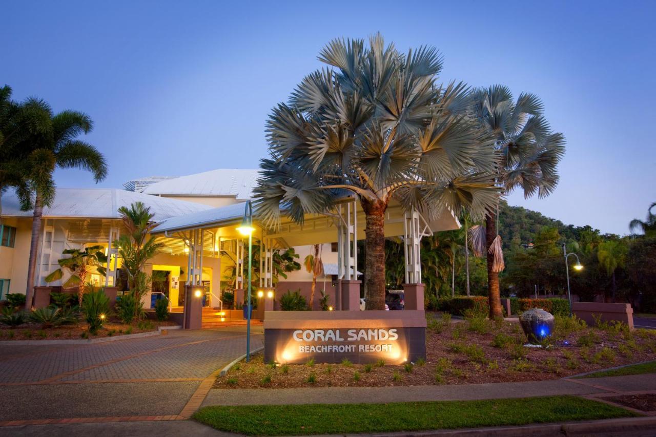 Coral Sands Beachfront Resort Trinity Beach Buitenkant foto